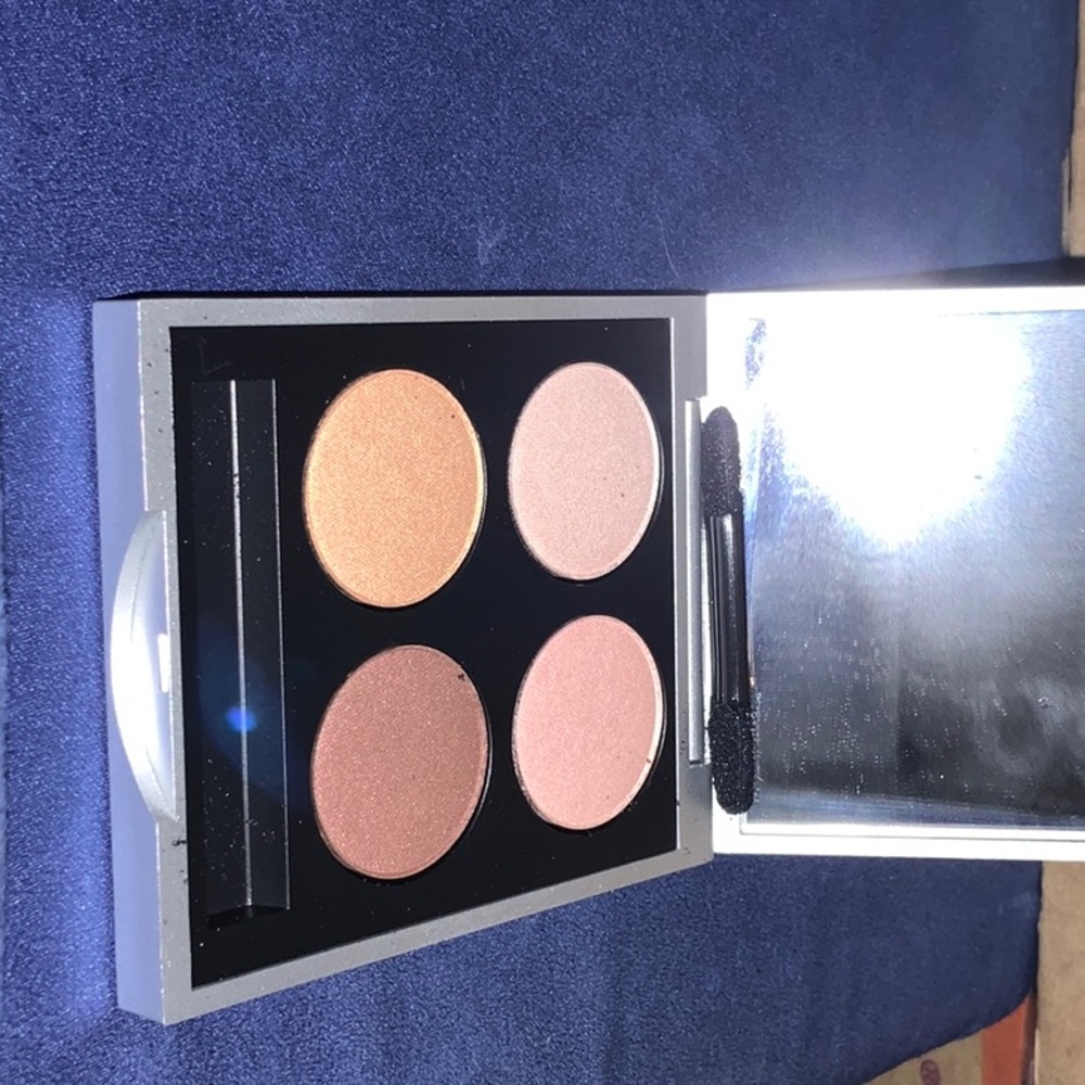 YB - EYE SHADOW QUAD (4) - YB51 Eternity. (B3)